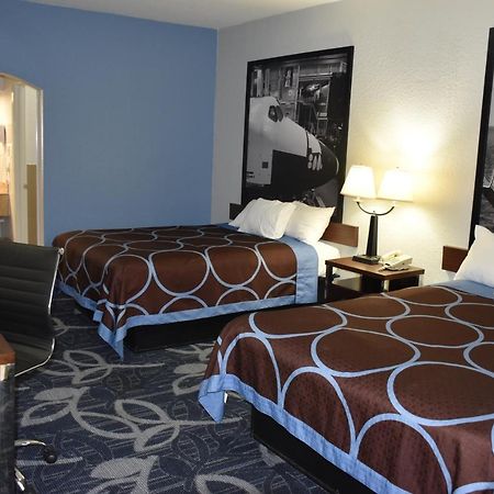 ซูเปอร์ 8 บาย วินด์แฮม ฮุสตัน ฮ็อบบี้ แอร์พอร์ต เซาท์ Hotel ฮูสตัน ภายนอก รูปภาพ