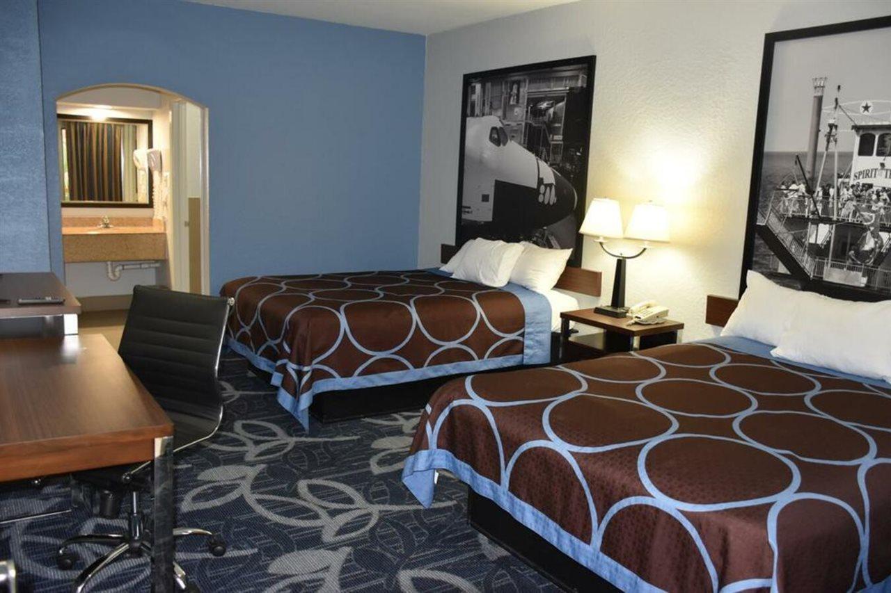 ซูเปอร์ 8 บาย วินด์แฮม ฮุสตัน ฮ็อบบี้ แอร์พอร์ต เซาท์ Hotel ฮูสตัน ภายนอก รูปภาพ